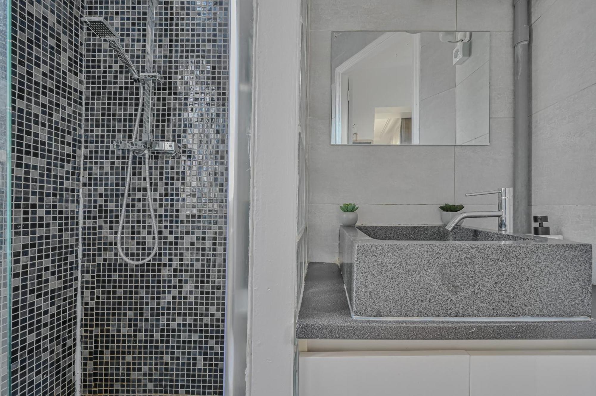 Le Poetique Niche Au Pied Du Sacre-Coeur Apartment Paris Ngoại thất bức ảnh